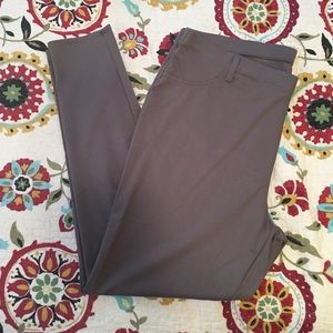 Faded Glory LIKE NEW Gray Plus Size “Jeggings”